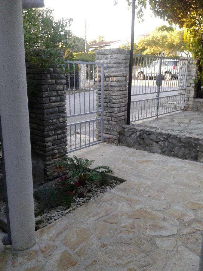 Apartment Milka Petrčane Dış mekan fotoğraf